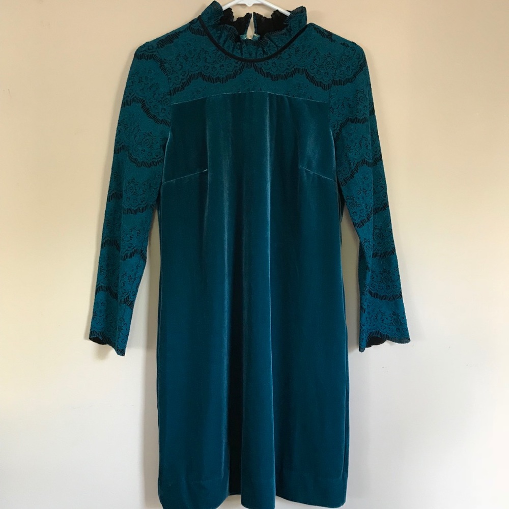 NWOT Draper James velvet dress lace detail